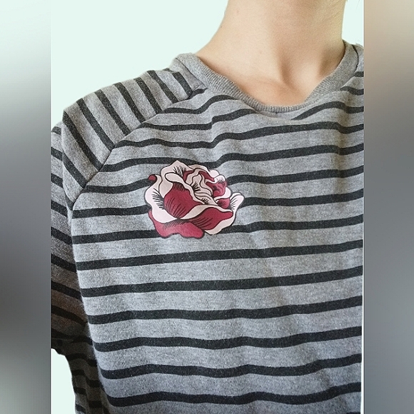 Stripped Black and White Sweater with Rose Decal - Picture 3 of 3